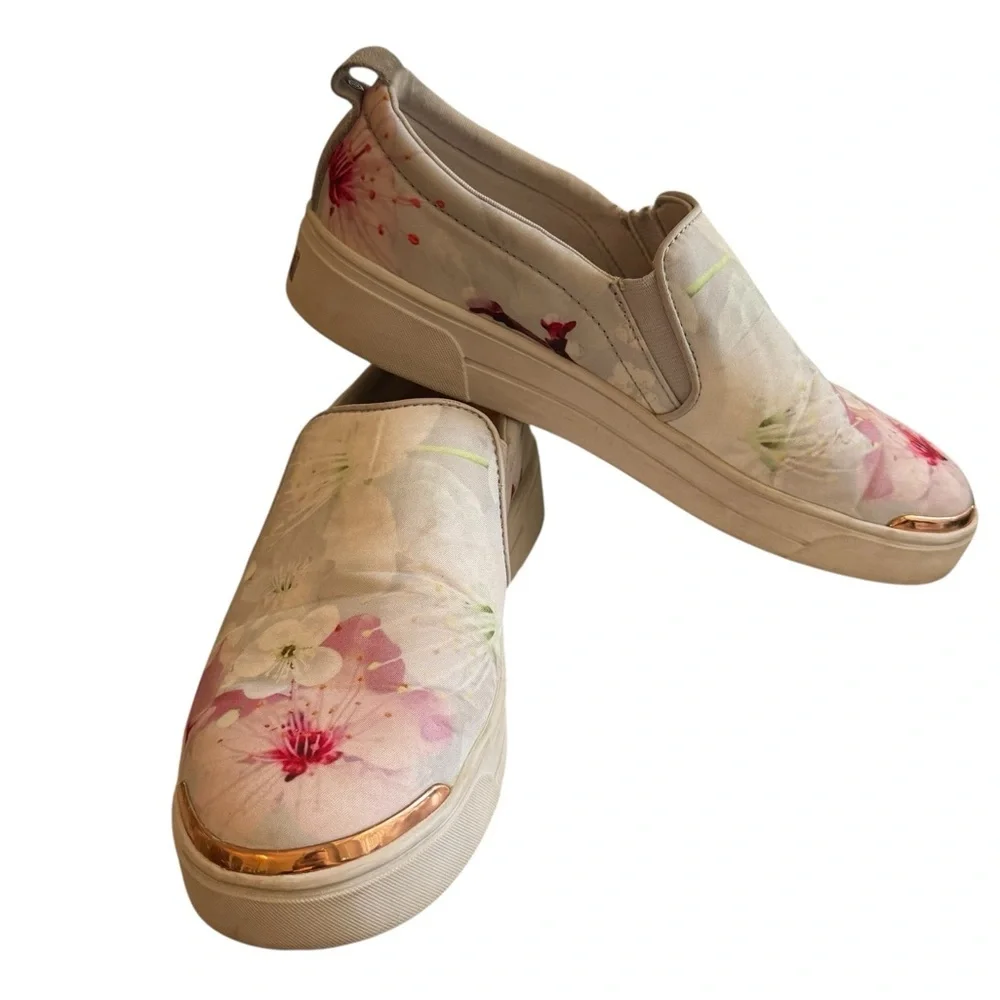 Ted Baker Tancey Slip on Sneakers White Pink Flora Women’s Size 6 - Picture 2 of 10